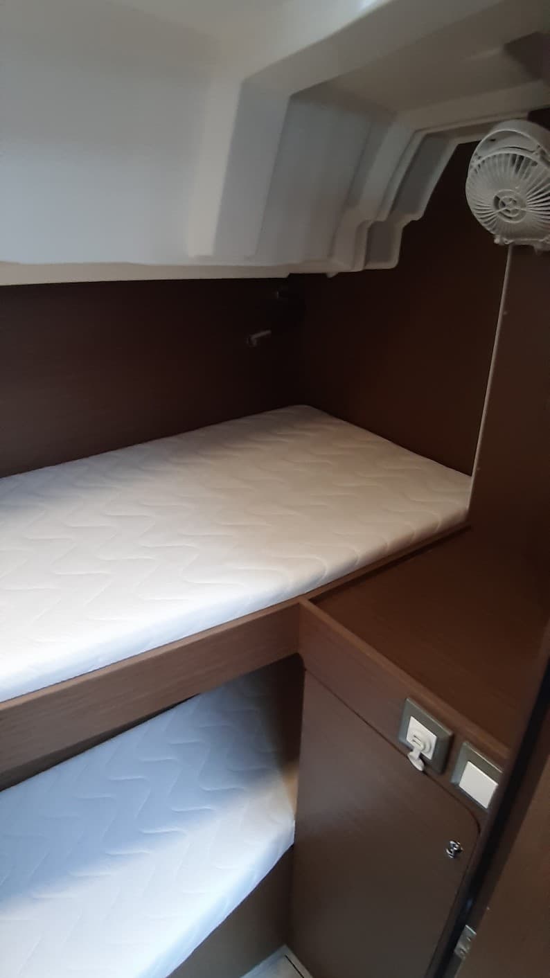 Oceanis 46.1 - photo 11