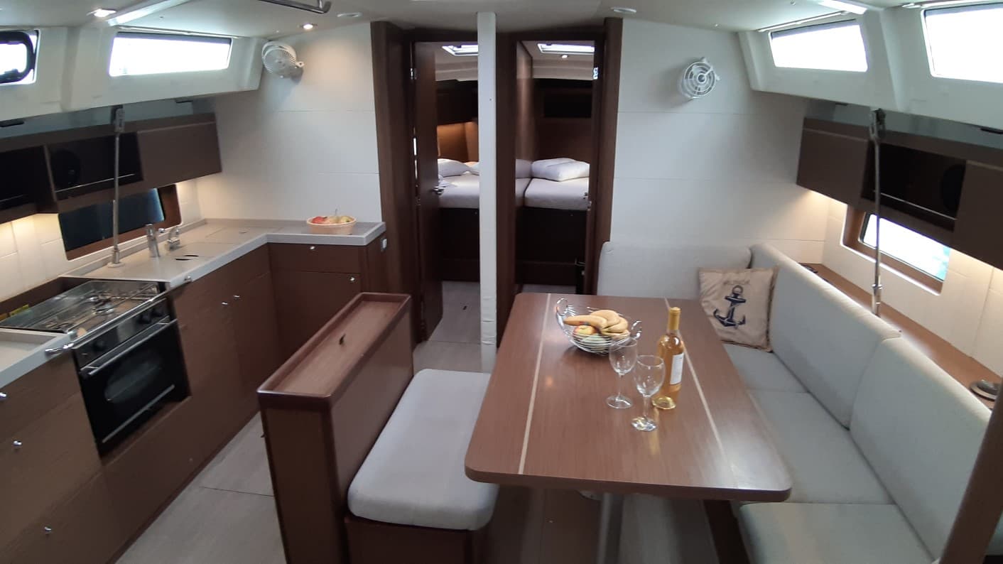 Oceanis 46.1 - photo 5