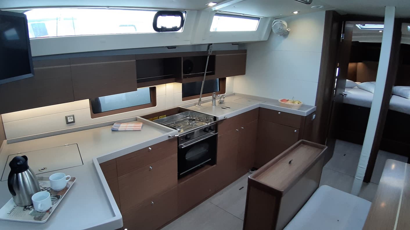 Oceanis 46.1 - photo 15