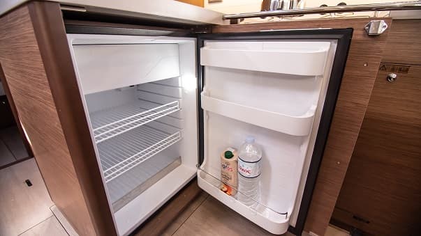 Oceanis 51.1 - photo 12