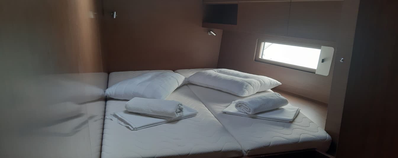 Oceanis 51.1 - photo 12