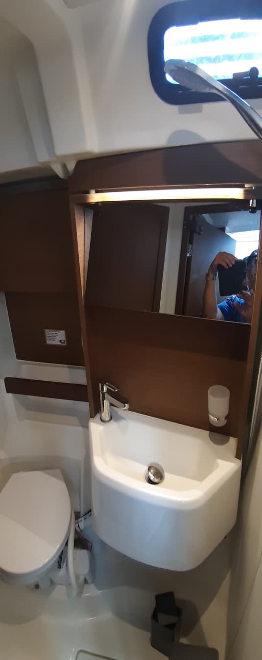 Oceanis 51.1 - photo 15