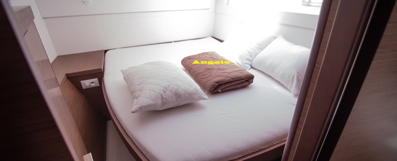 Lagoon 40 - photo 10