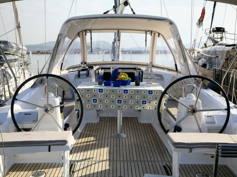Oceanis 38 - photo 7