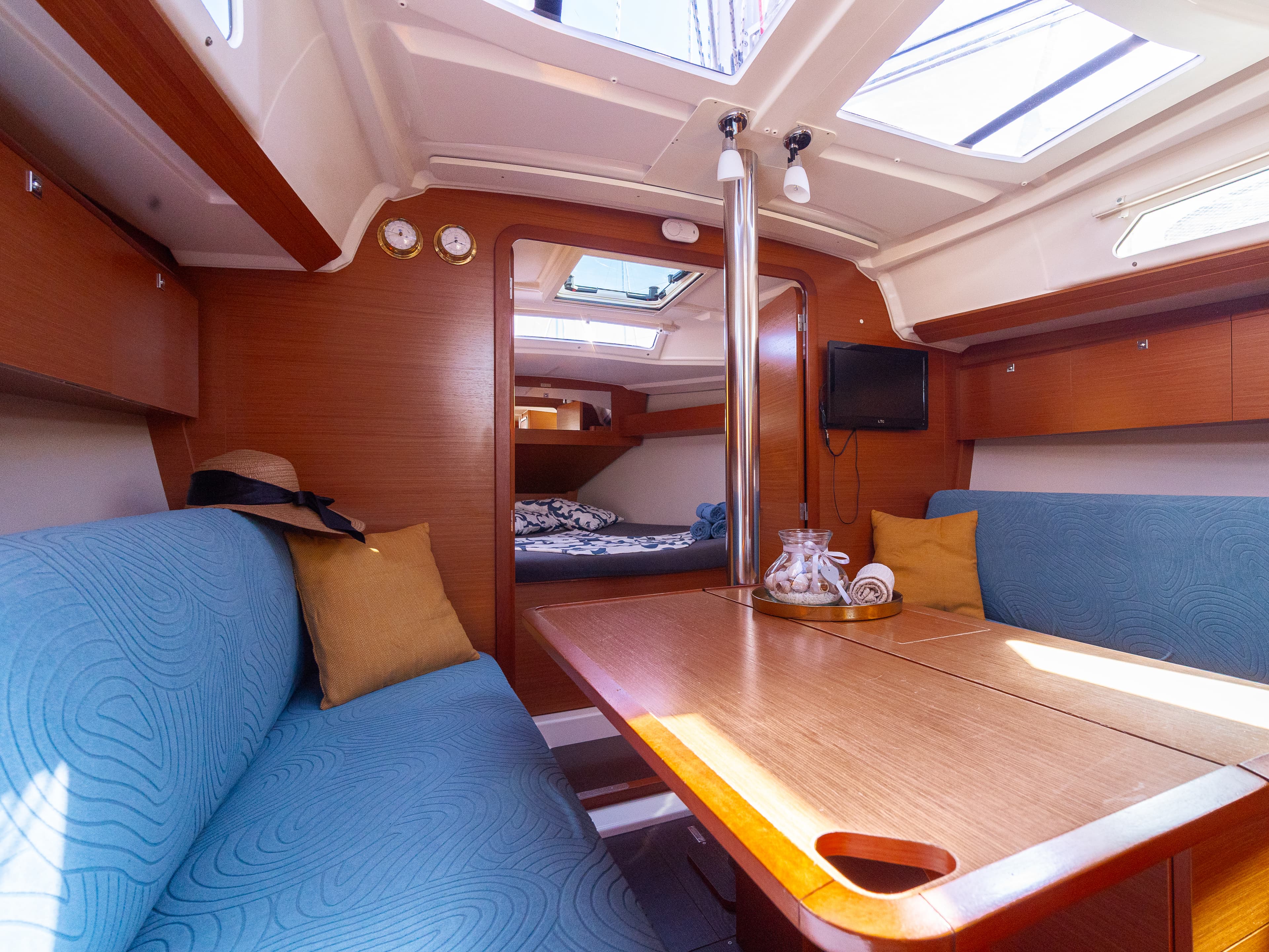 Dufour 360 Grand Large - photo 14