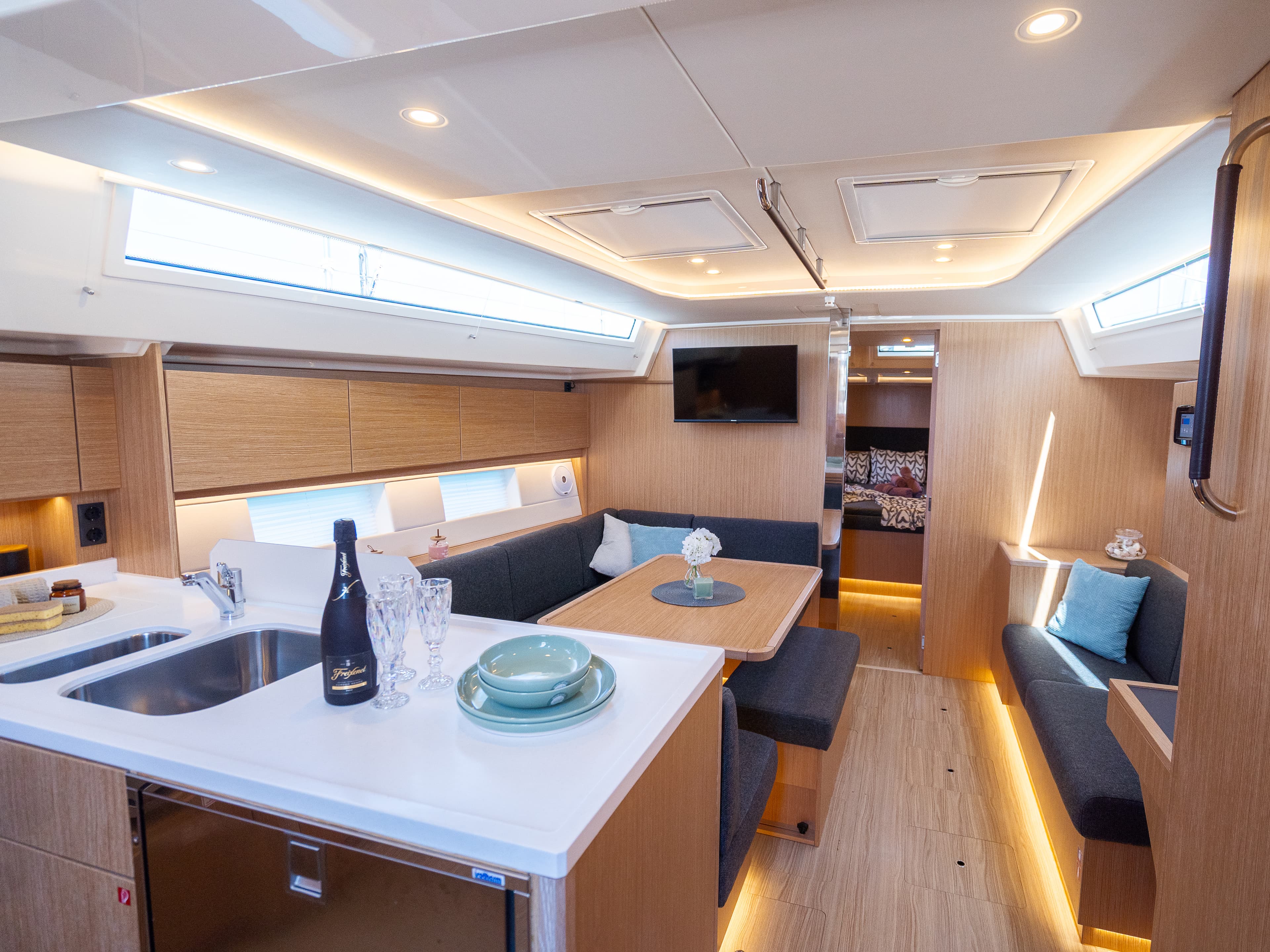 Bavaria C45 Style - photo 13