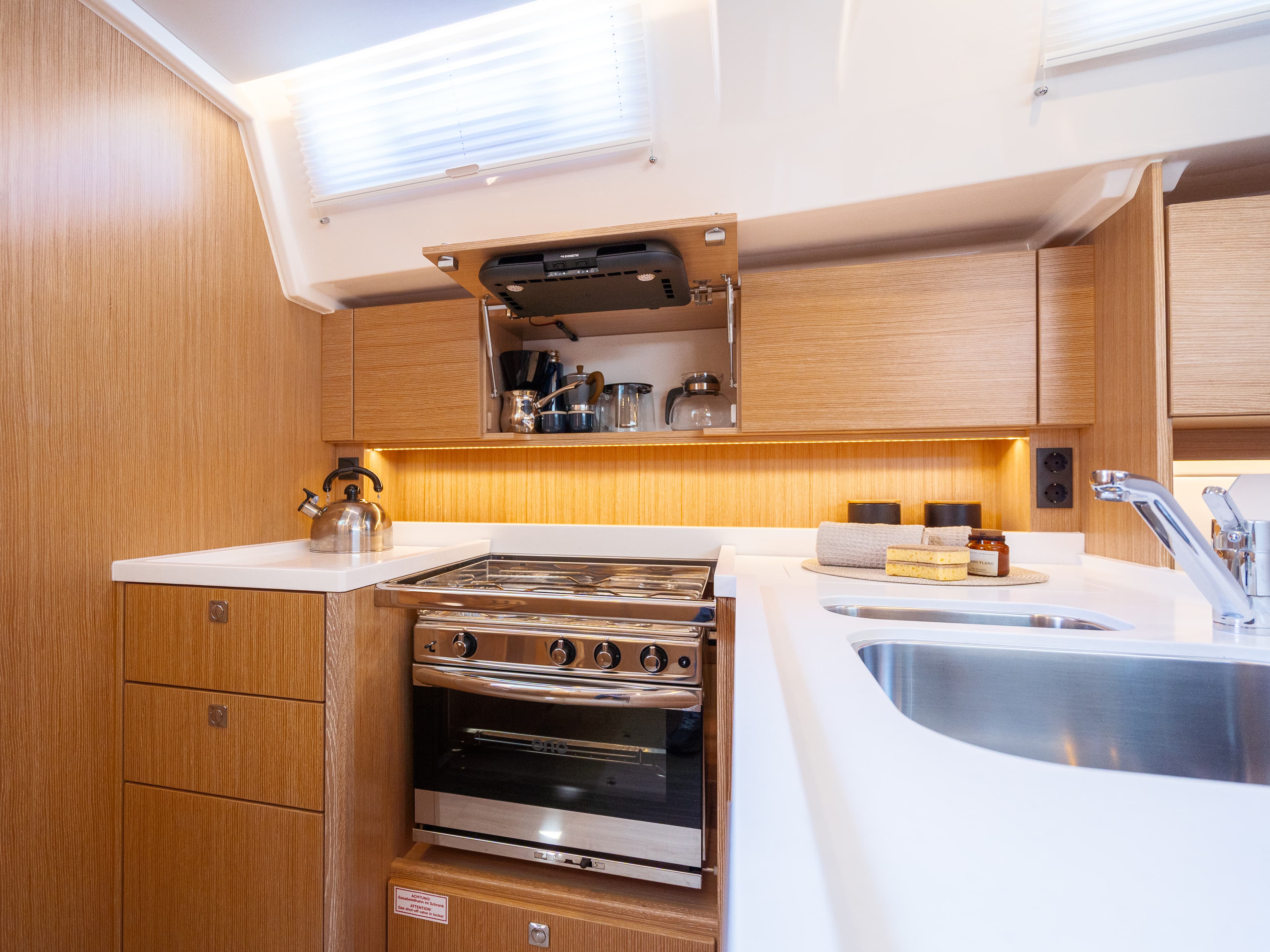 Bavaria C45 Style - photo 25