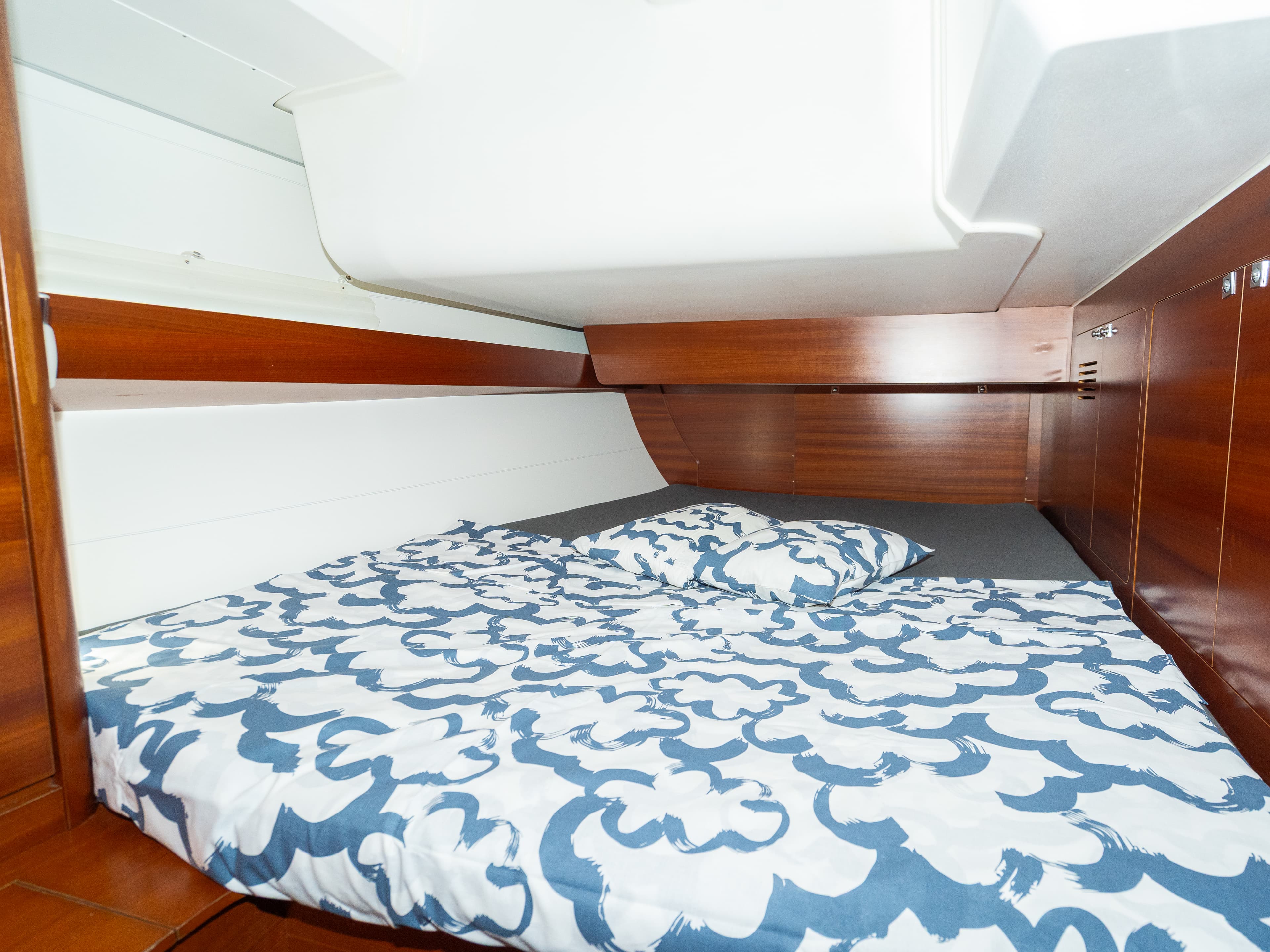 Dufour 460 Grand Large - photo 25