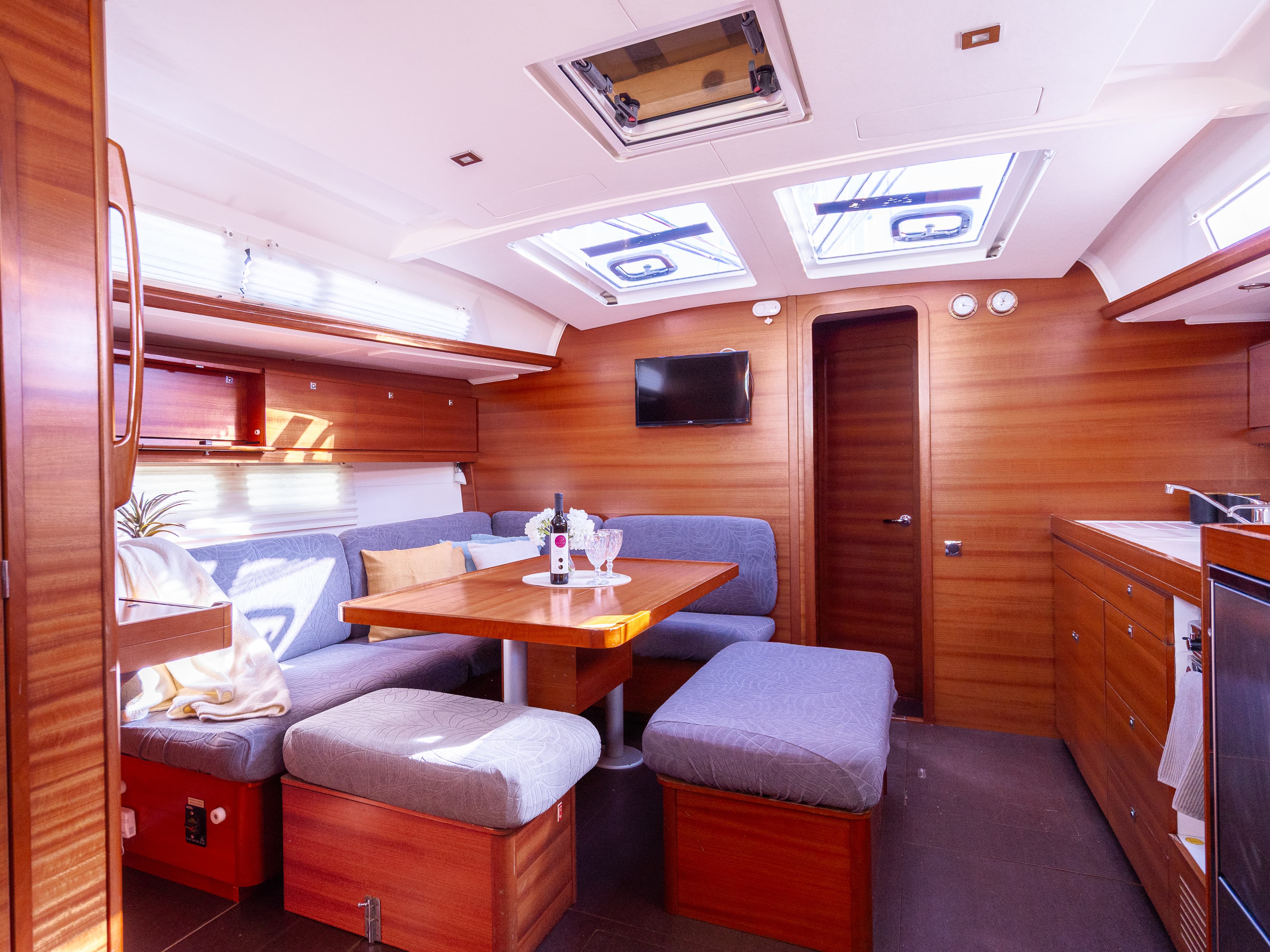 Dufour 460 Grand Large - photo 17