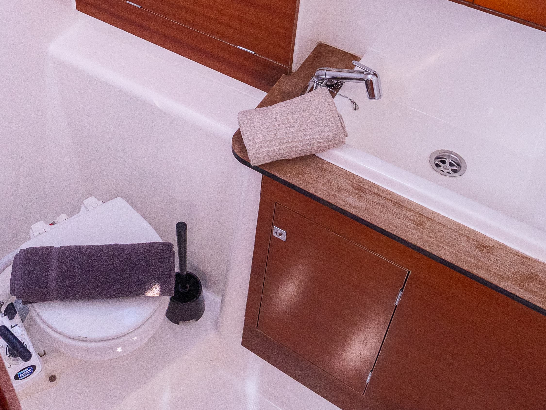 Dufour 460 Grand Large - photo 5