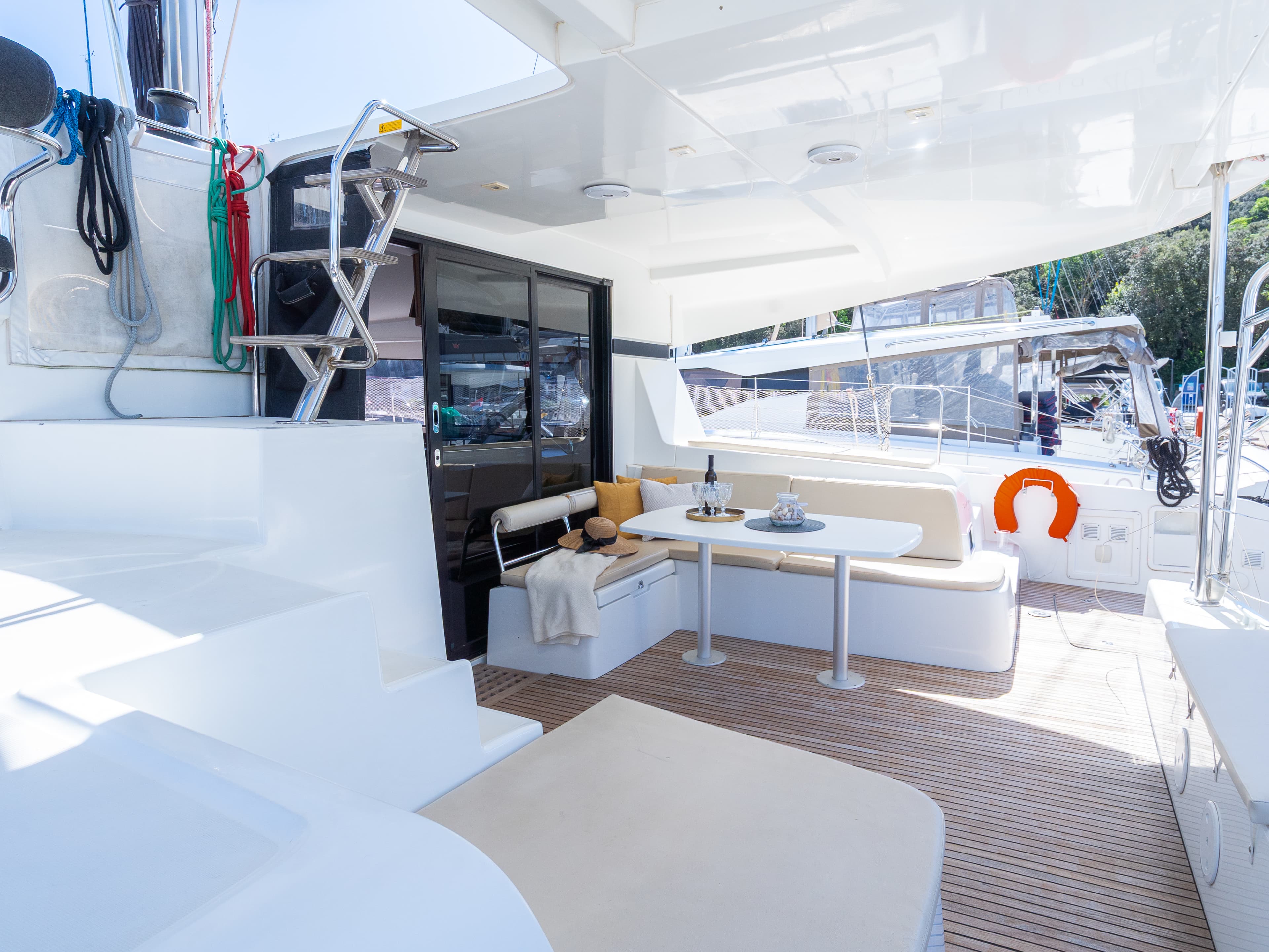 Lagoon 42 - photo 46