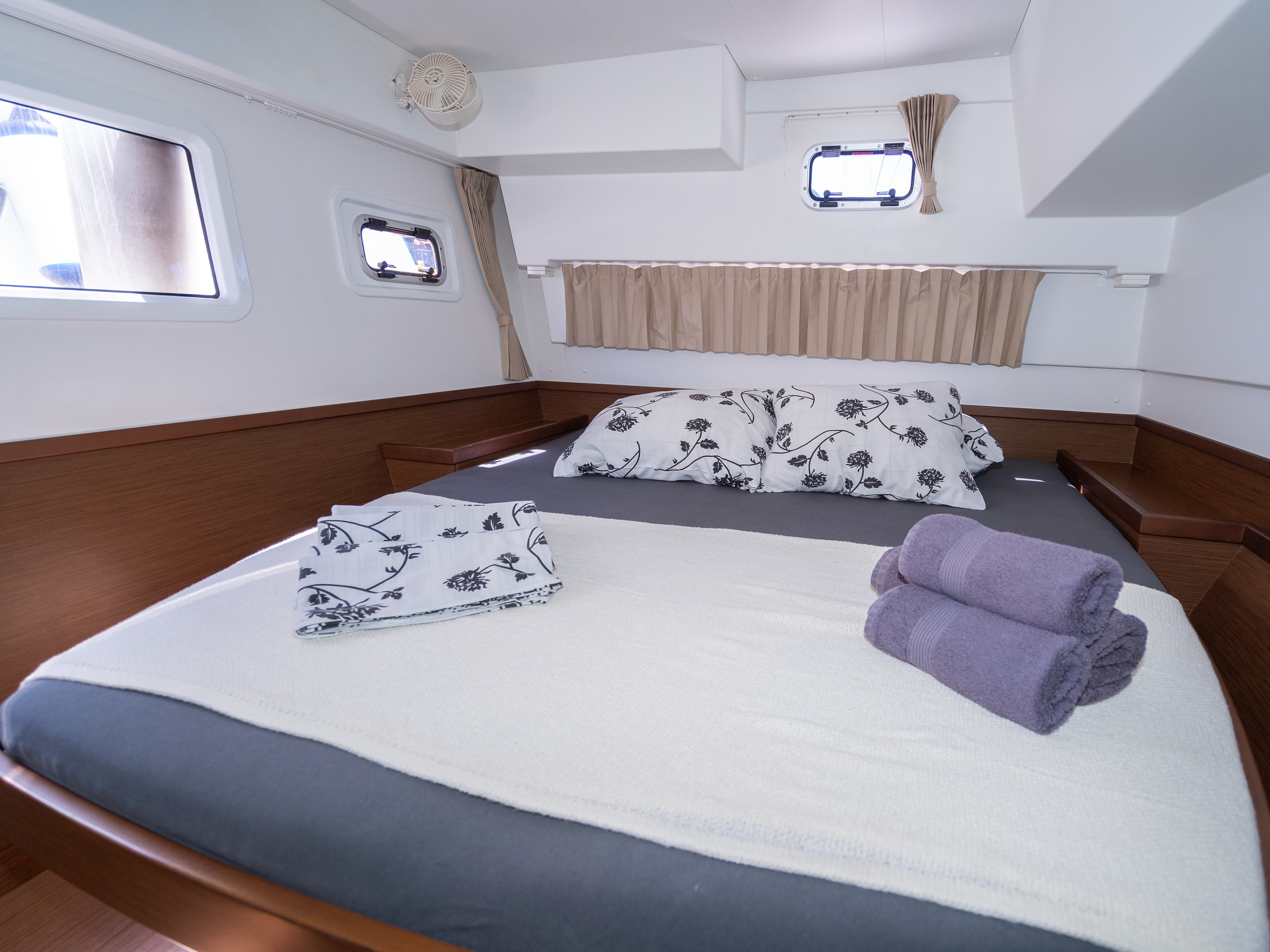 Lagoon 42 - photo 50