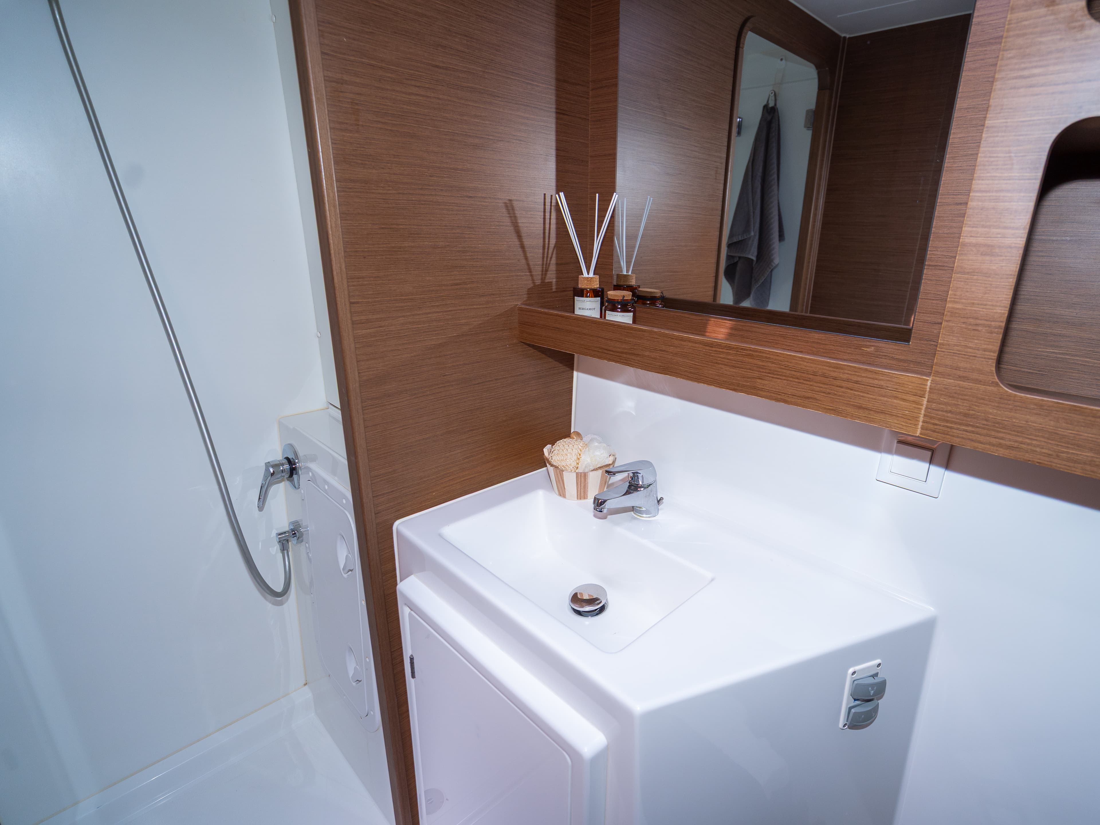 Lagoon 42 - photo 21