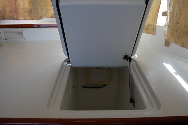 Lagoon 410 - photo 22