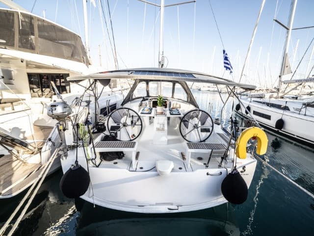 Oceanis 38.1 - photo