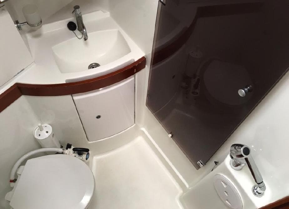 Oceanis 43 - photo 7