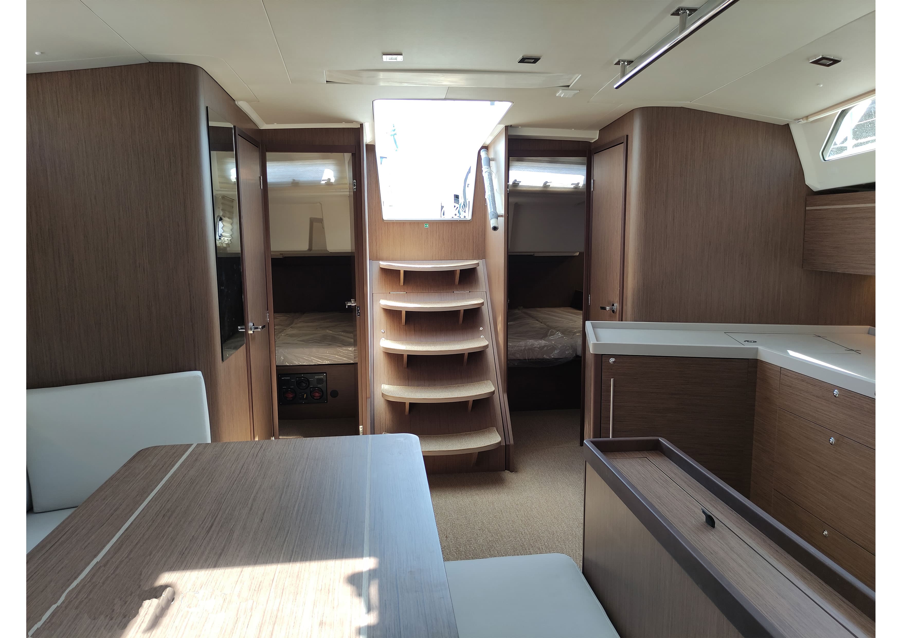 Oceanis 46.1 - photo 7