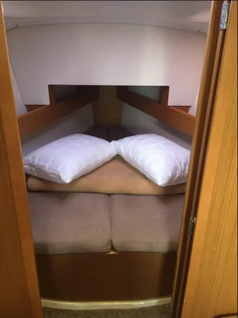 Sun Odyssey 33i - photo 7