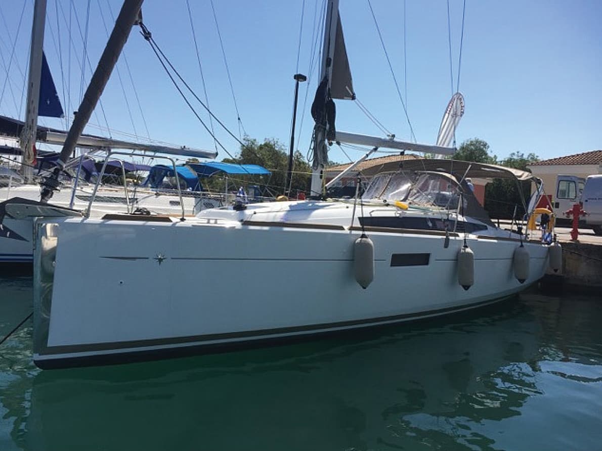 Sun Odyssey 349 - photo 7