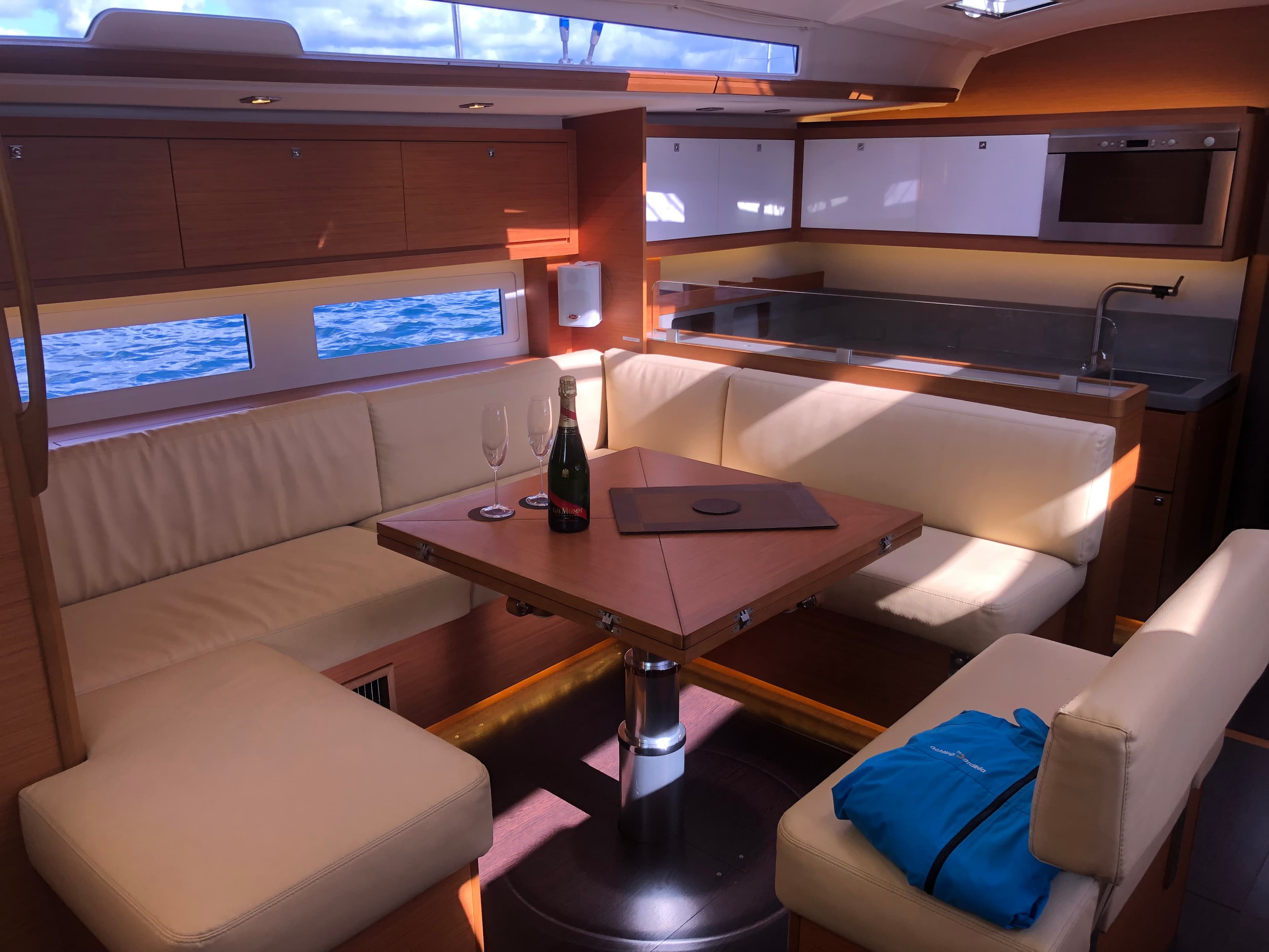 Dufour 530 - photo 10