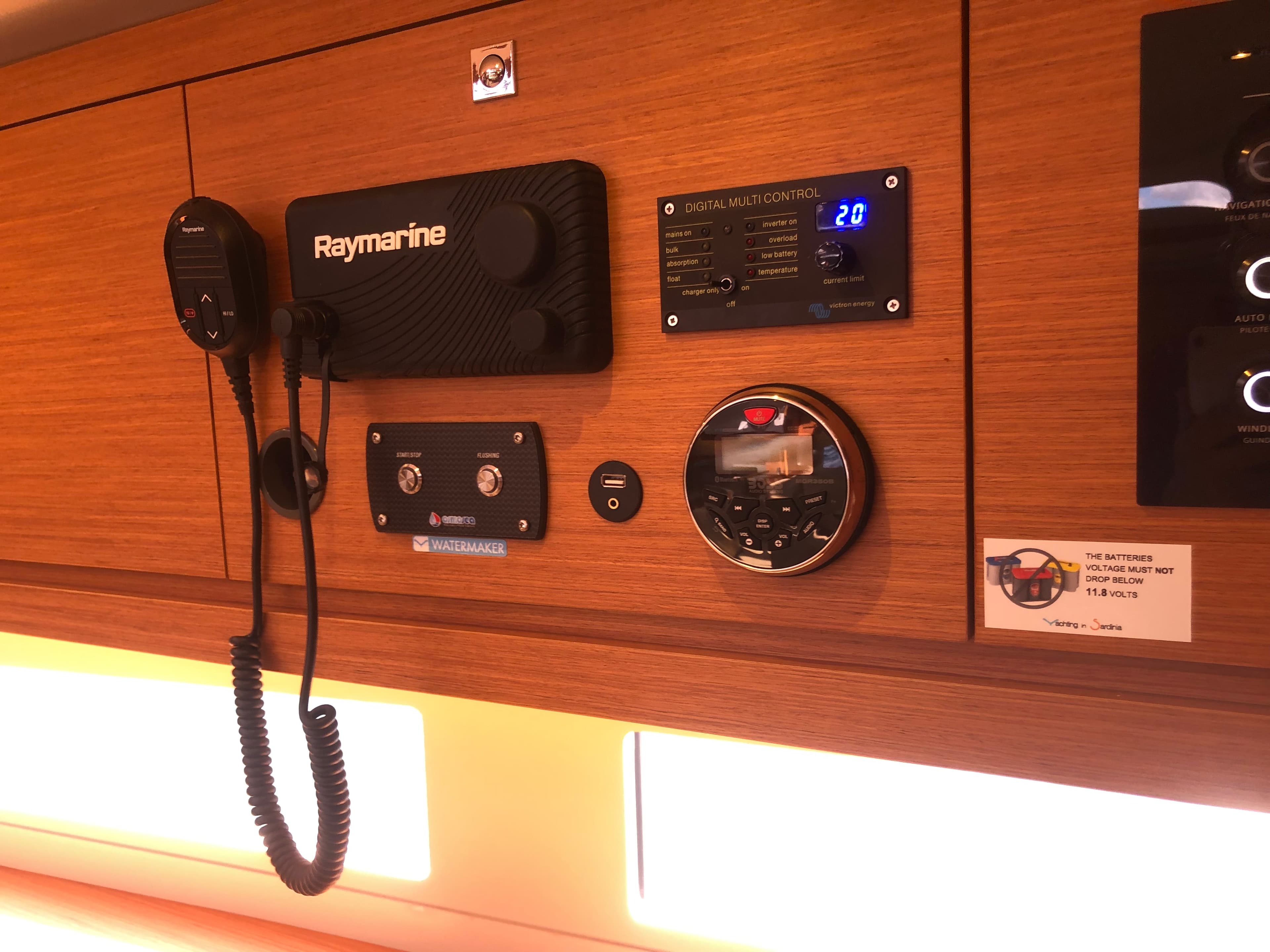 Dufour 530 - photo 11