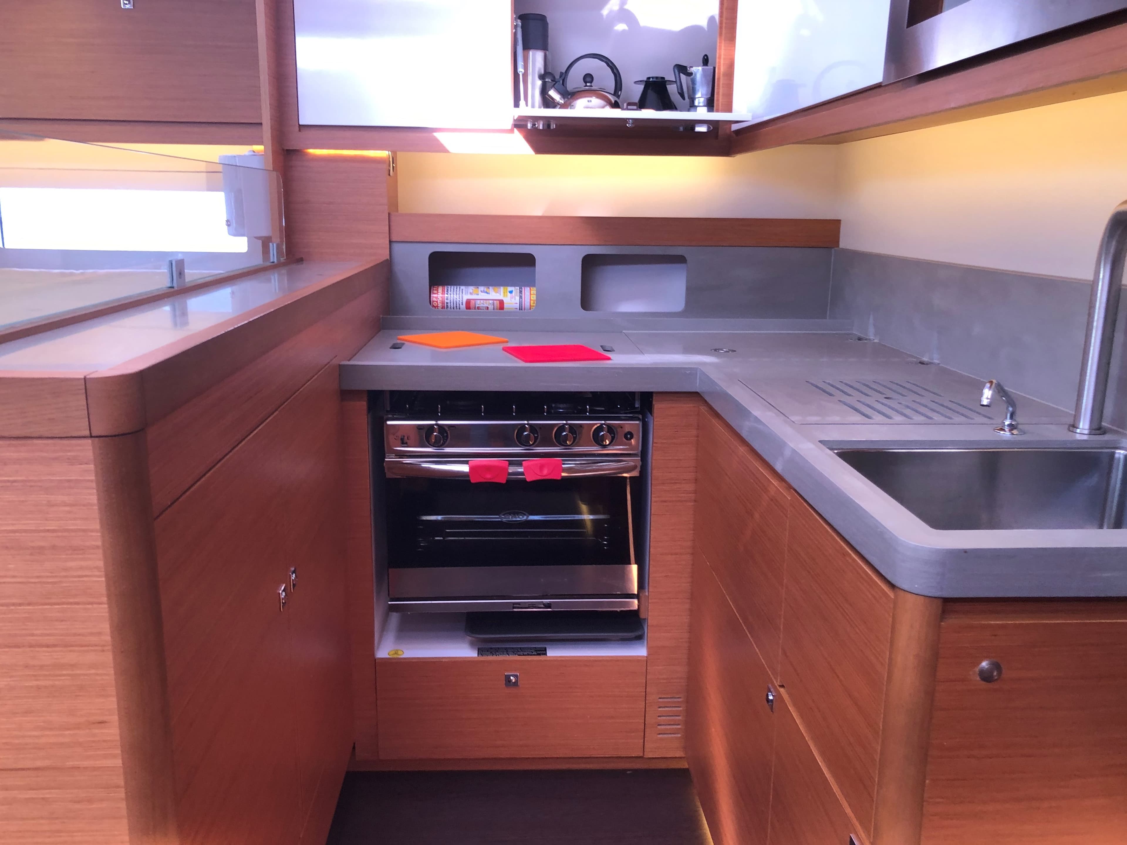 Dufour 530 - photo 48