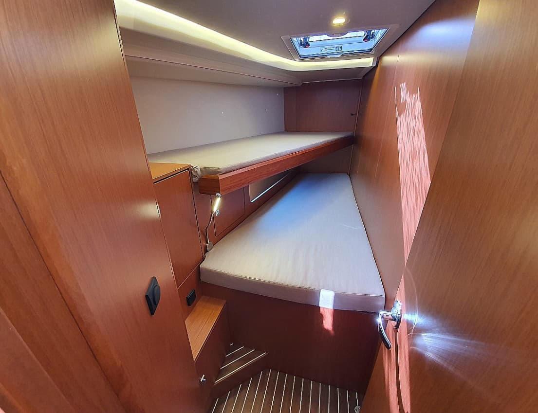 Bavaria C45 - photo 10