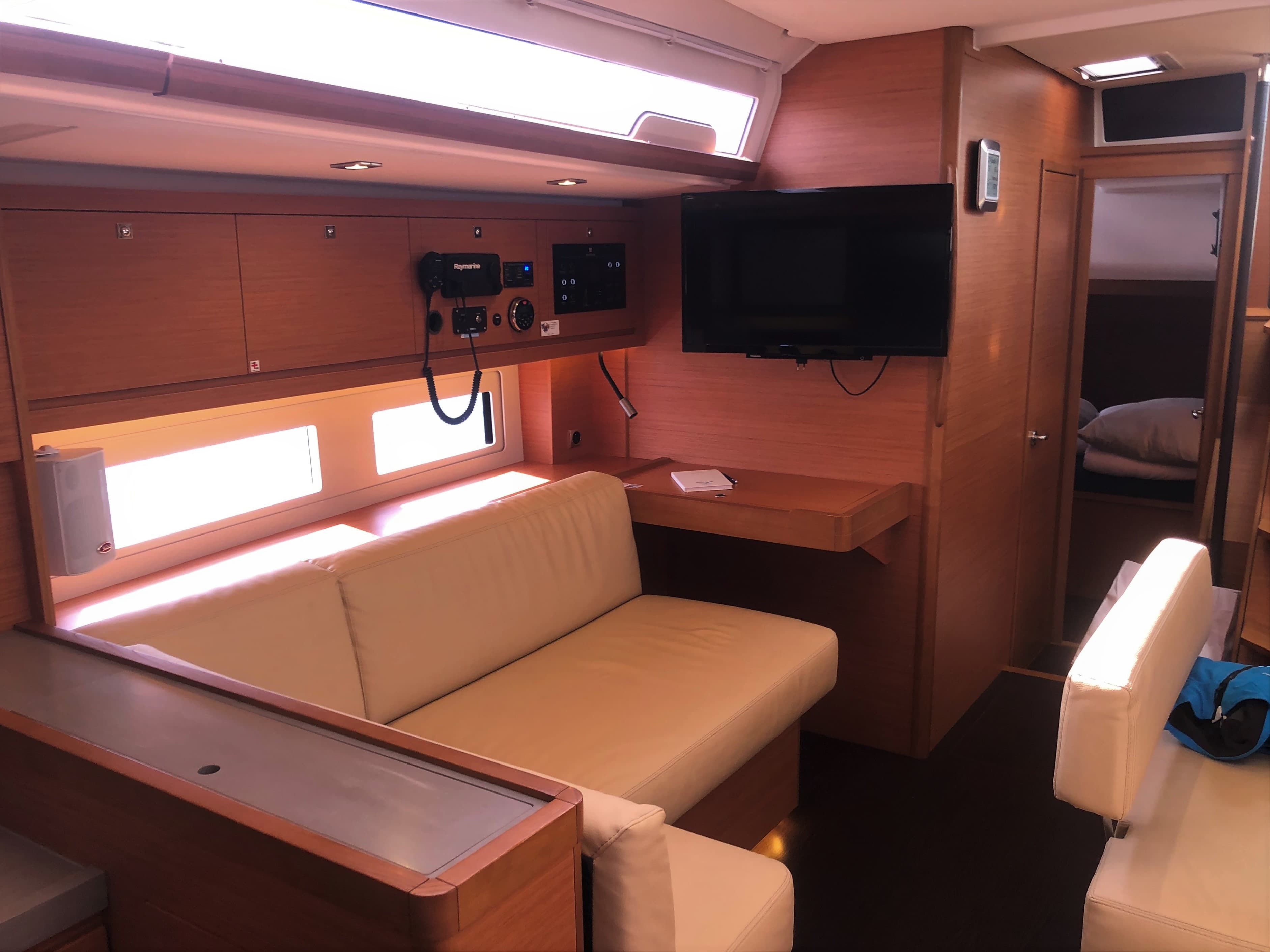 Dufour 530 - photo 44