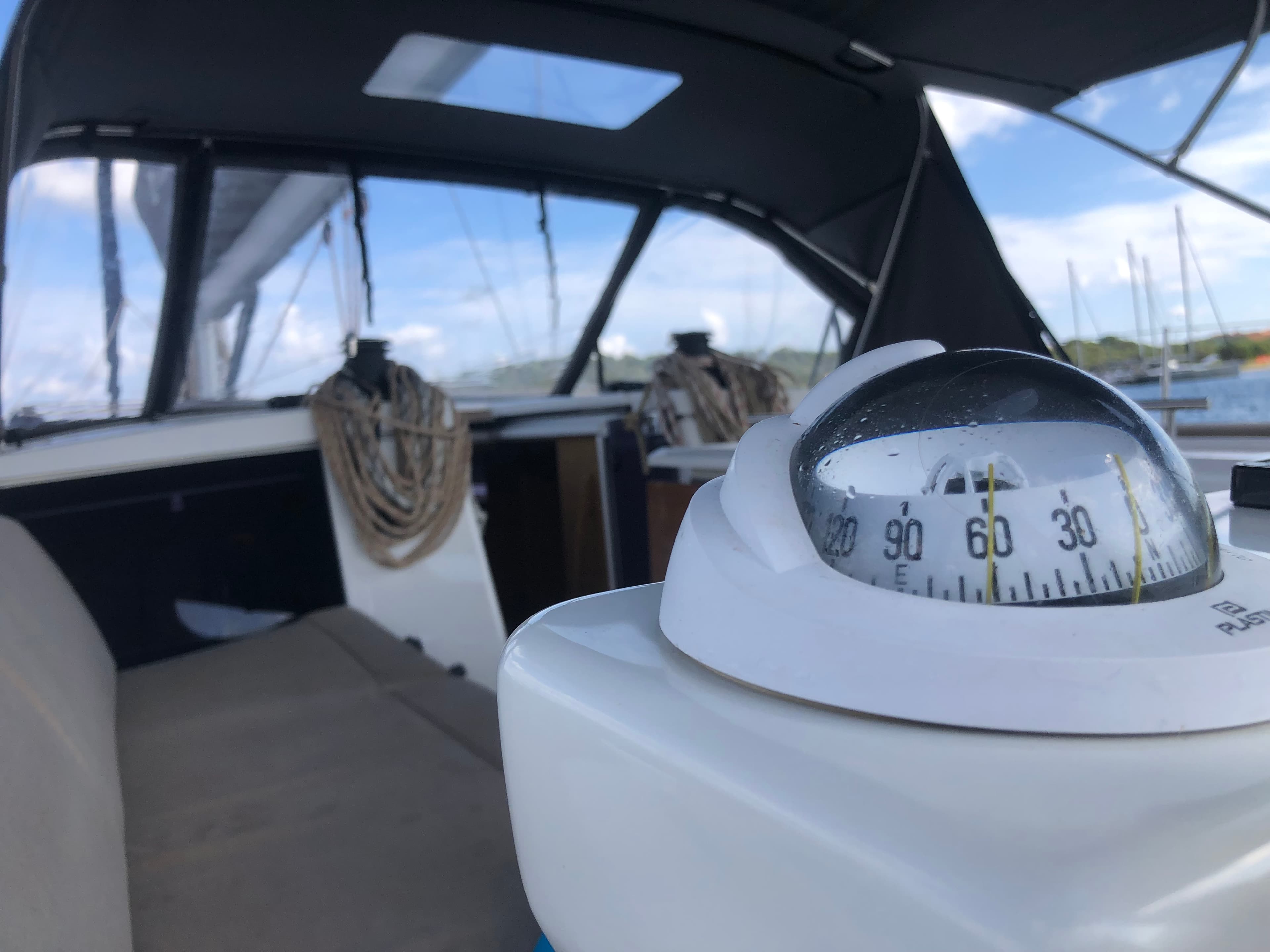 Dufour 430 - photo 24