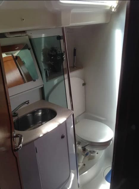 Sun Odyssey 49 - photo 6