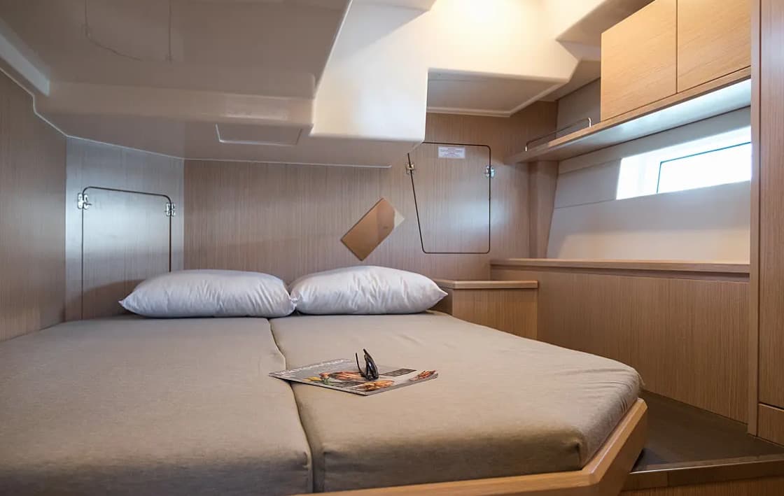 Bavaria C50 - photo 8