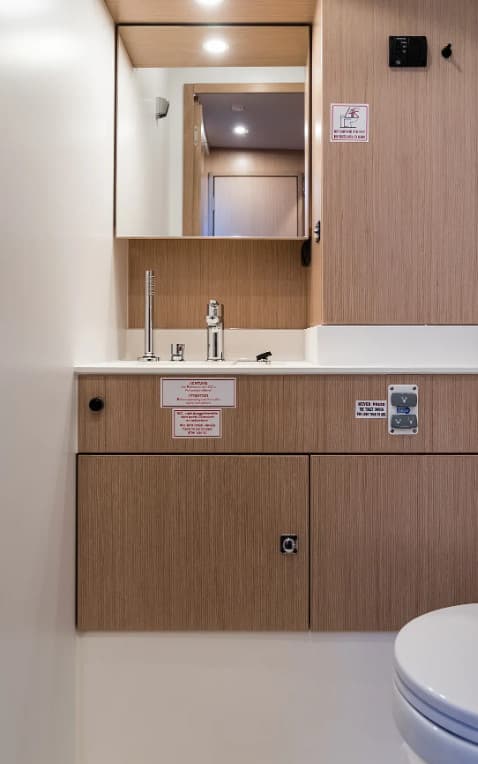 Bavaria C50 - photo 5