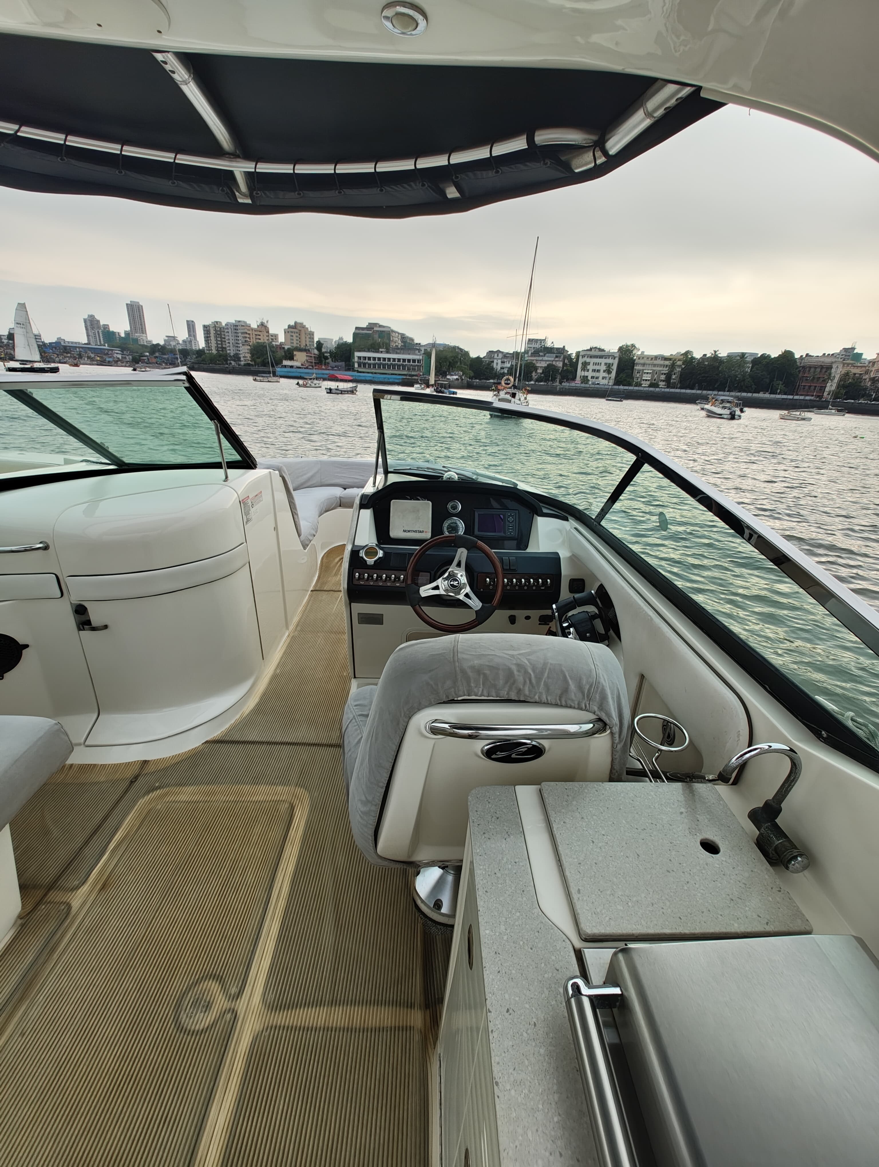 Sea Ray SLX 300 - photo 7