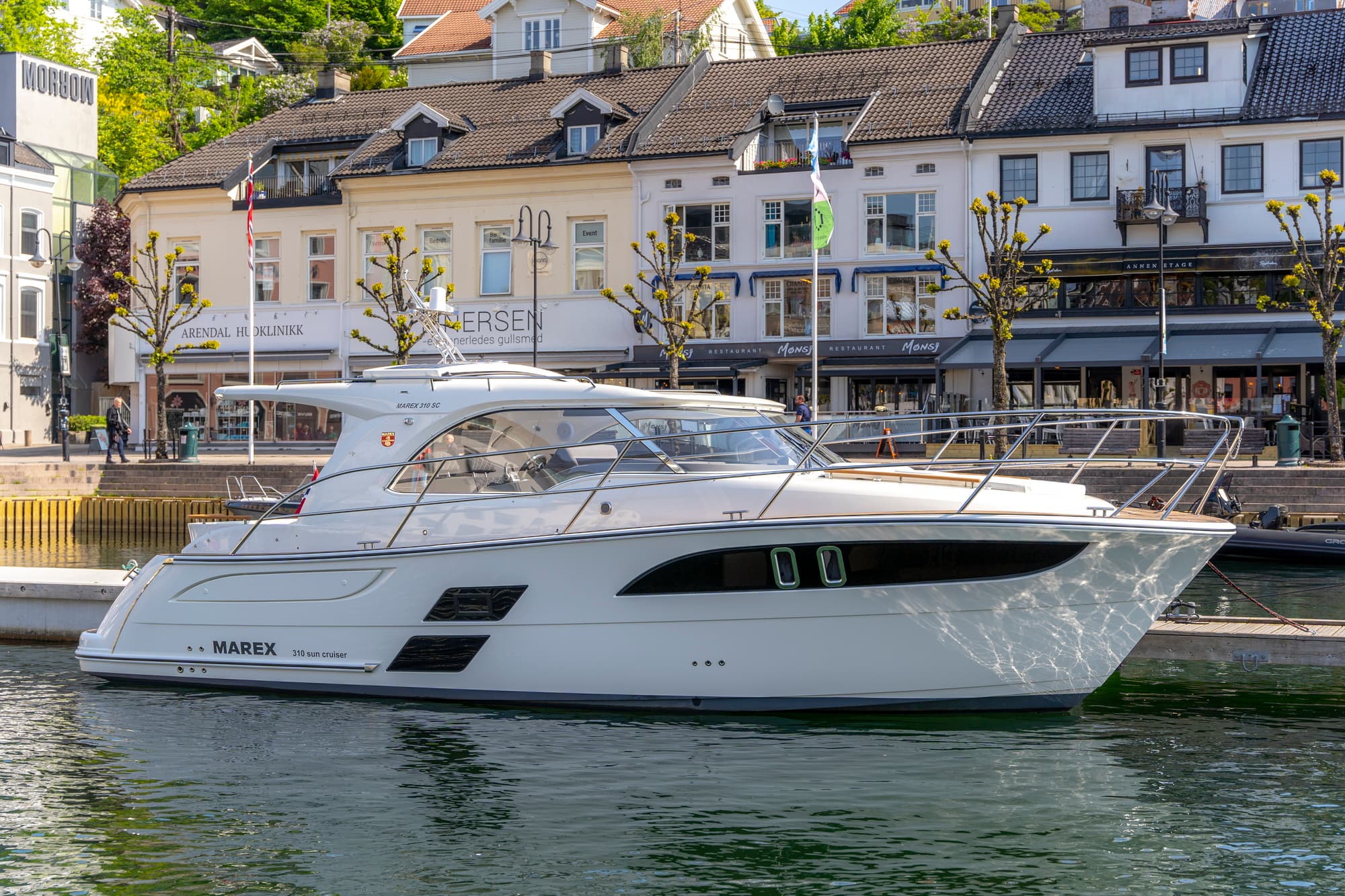 Marex 310 Sun Cruiser - photo 24