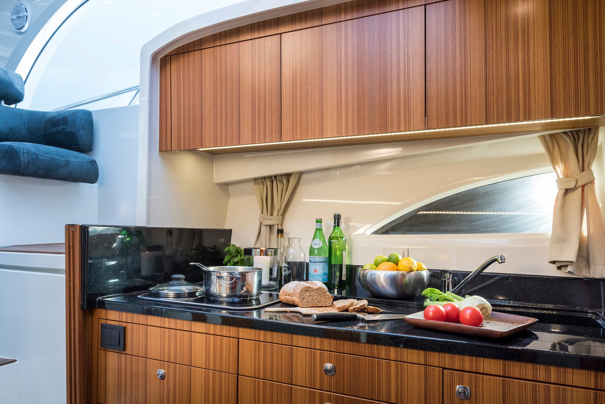 Marex 310 Sun Cruiser - photo 16