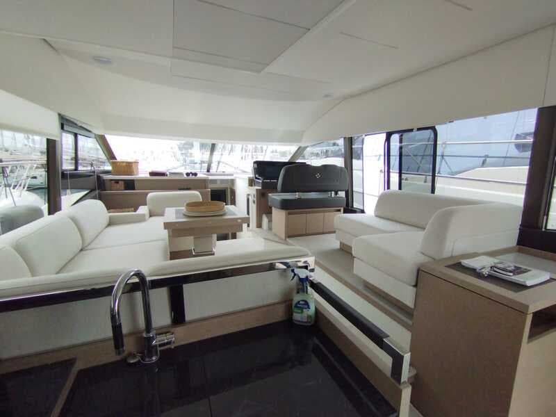 Prestige 520 Fly  - photo 17