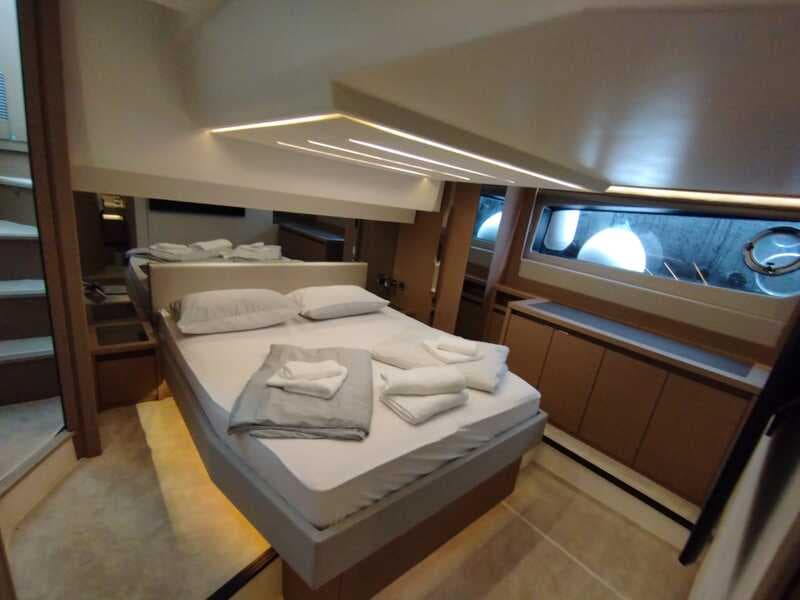 Prestige 520 Fly  - photo 10