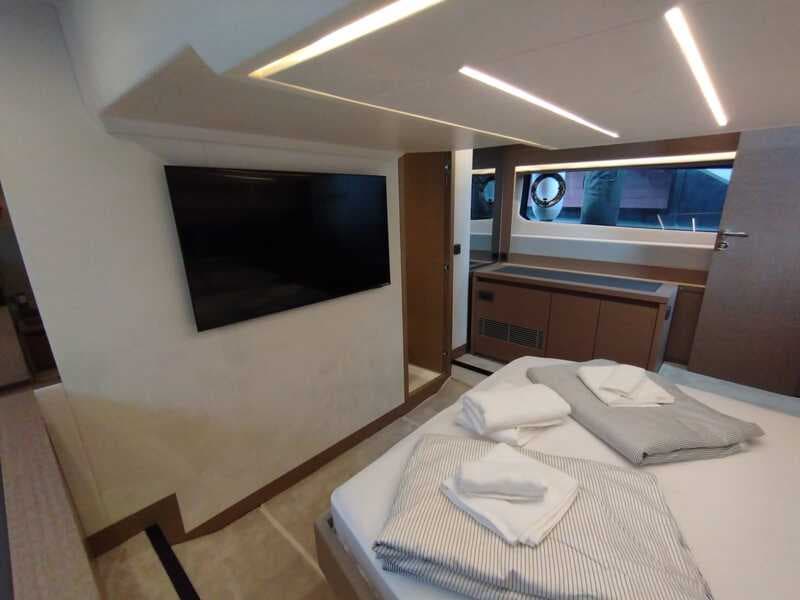 Prestige 520 Fly  - photo 4