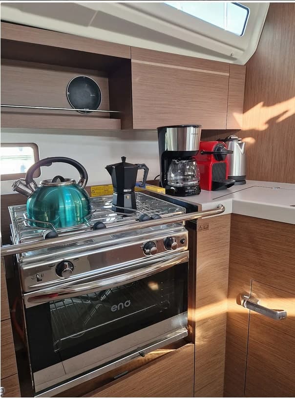 Oceanis 40.1 - photo 7