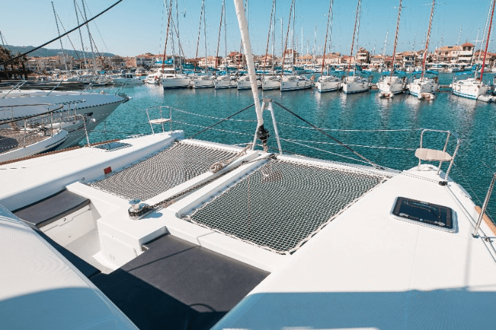 Lagoon 450 Fly - photo 13