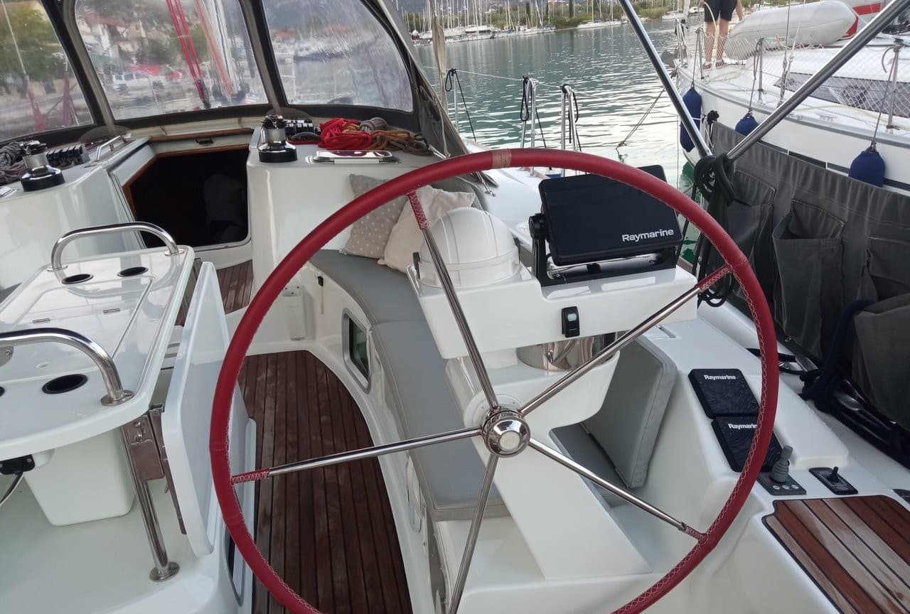 Sun Odyssey 49 - photo 11