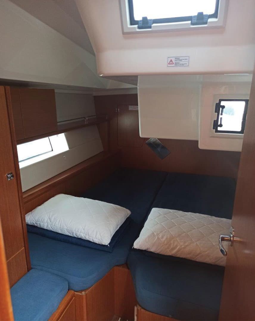 Bavaria C45 - photo 13