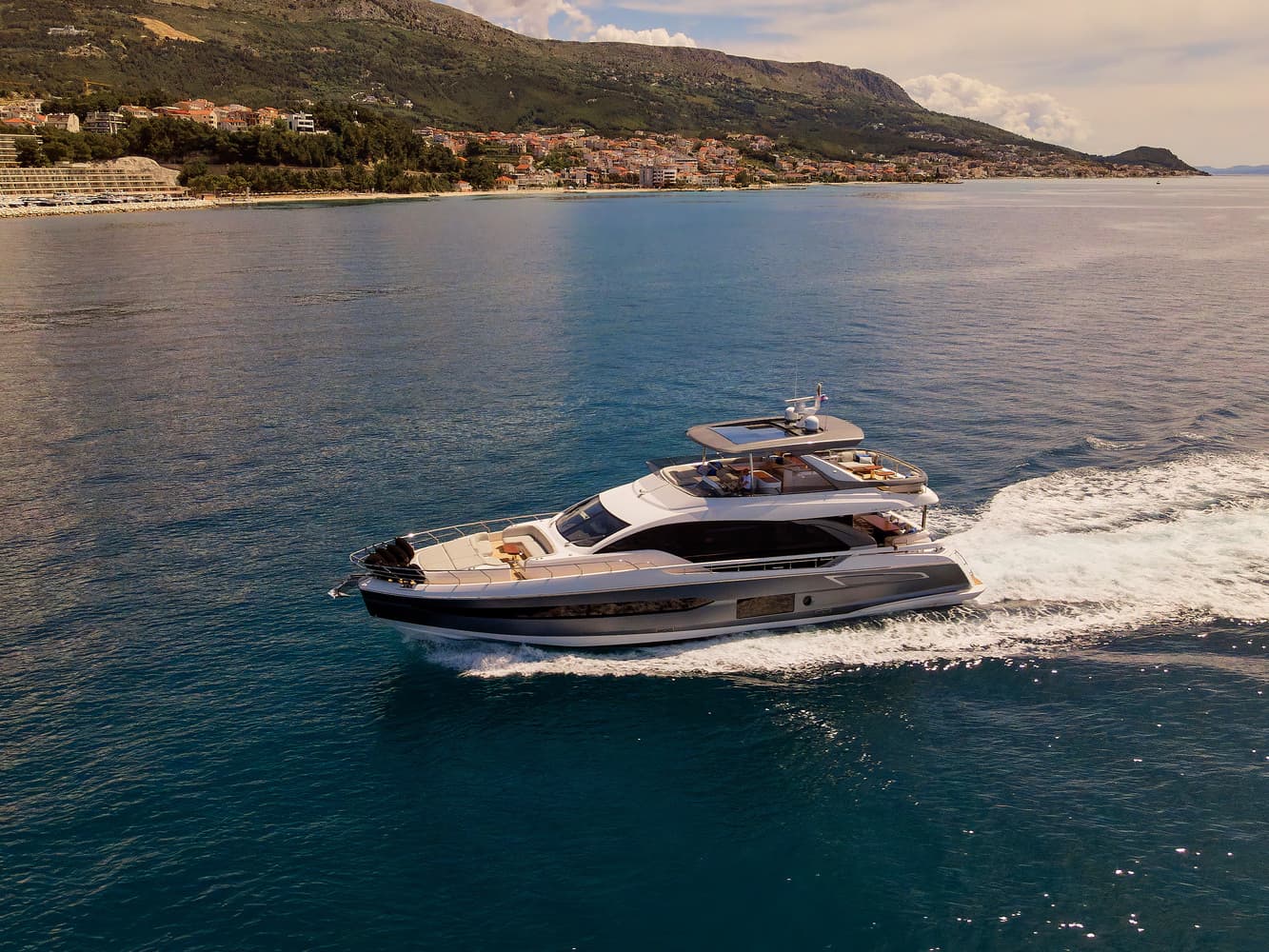 Azimut 78 Fly - photo