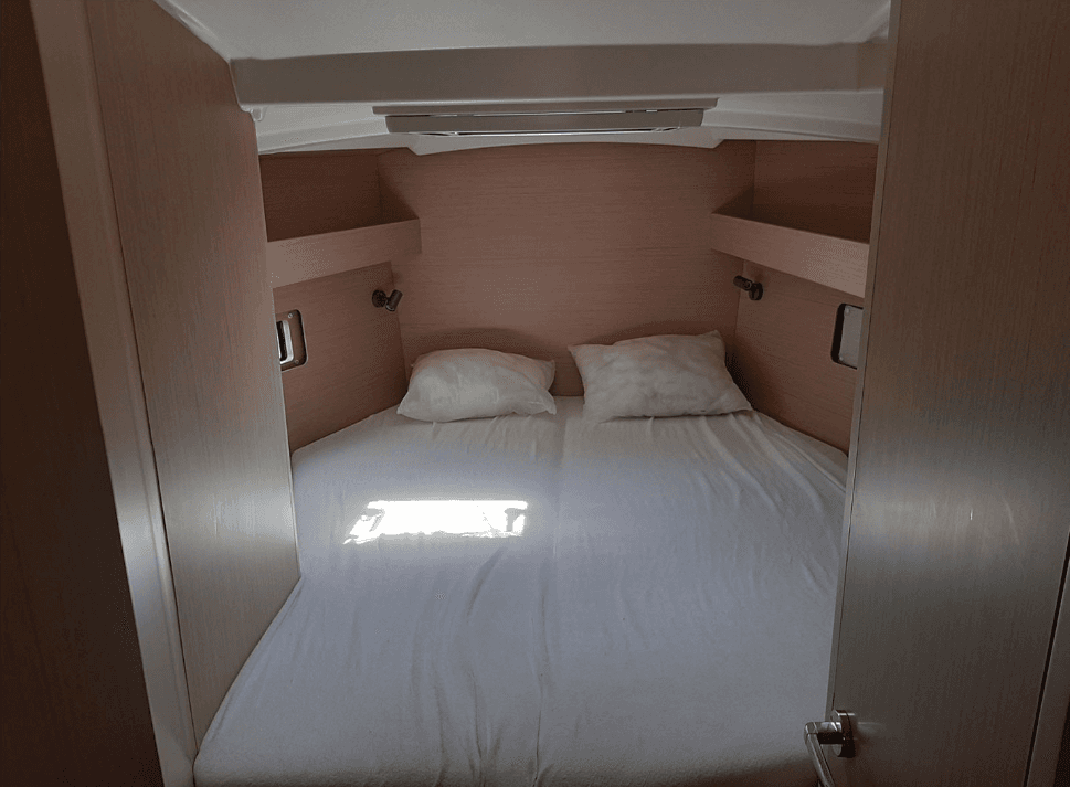 Oceanis 40.1 - photo 4