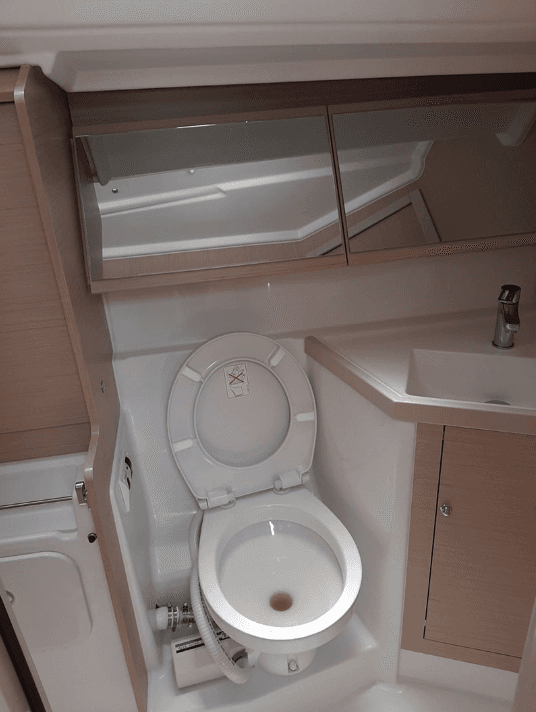 Oceanis 40.1 - photo 8