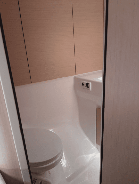 Oceanis 40.1 - photo 11