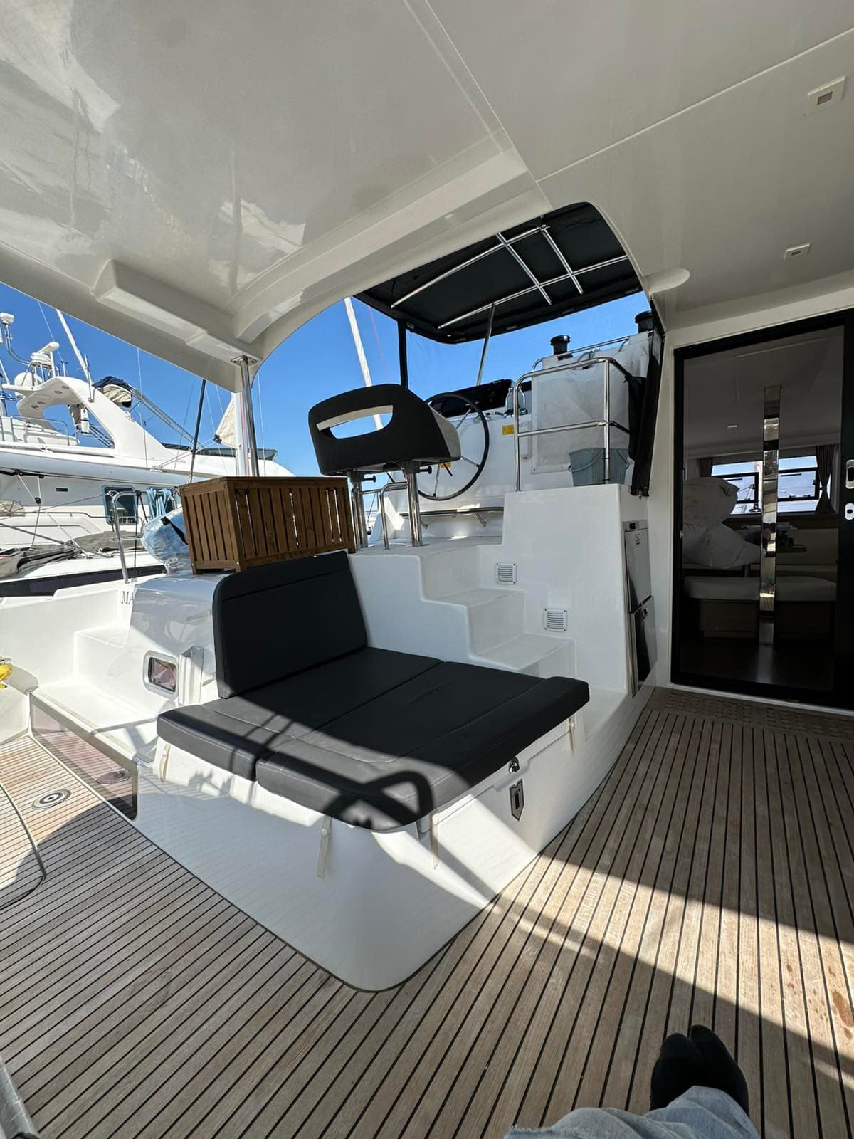 Lagoon 42 - photo 10