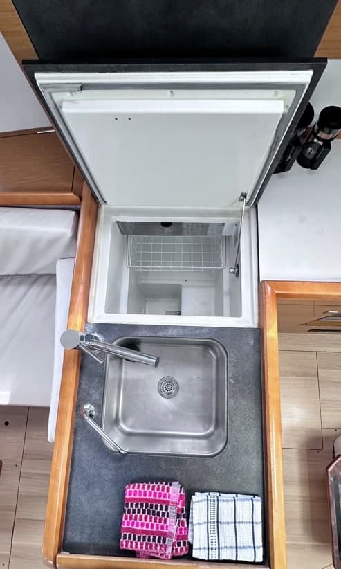 Sun Odyssey 349 - photo 17