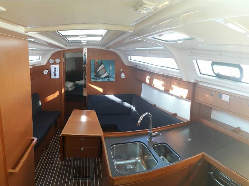 Bavaria Cruiser 37 - photo 6