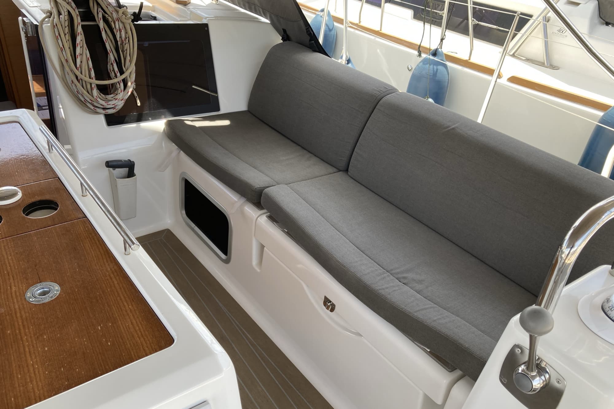 Dufour 460 Grand Large - photo 16